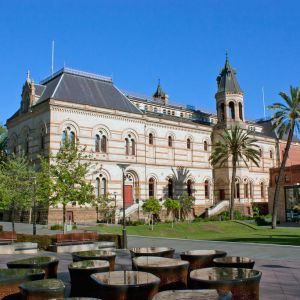 8 Dos and Don'ts for Travelling in Adelaide - Backpackers World Travel Blog