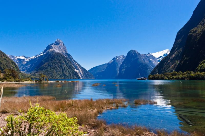 Ten things you must do in New Zealand's South Island - Mountains and lakes - Backpacker World Travel Blog